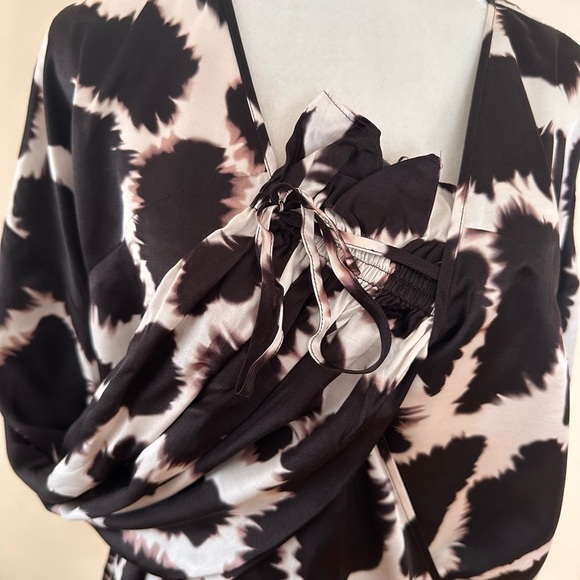 ALLSAINTS Penny Silk Blend Tabula Top - Picture 10 of 12